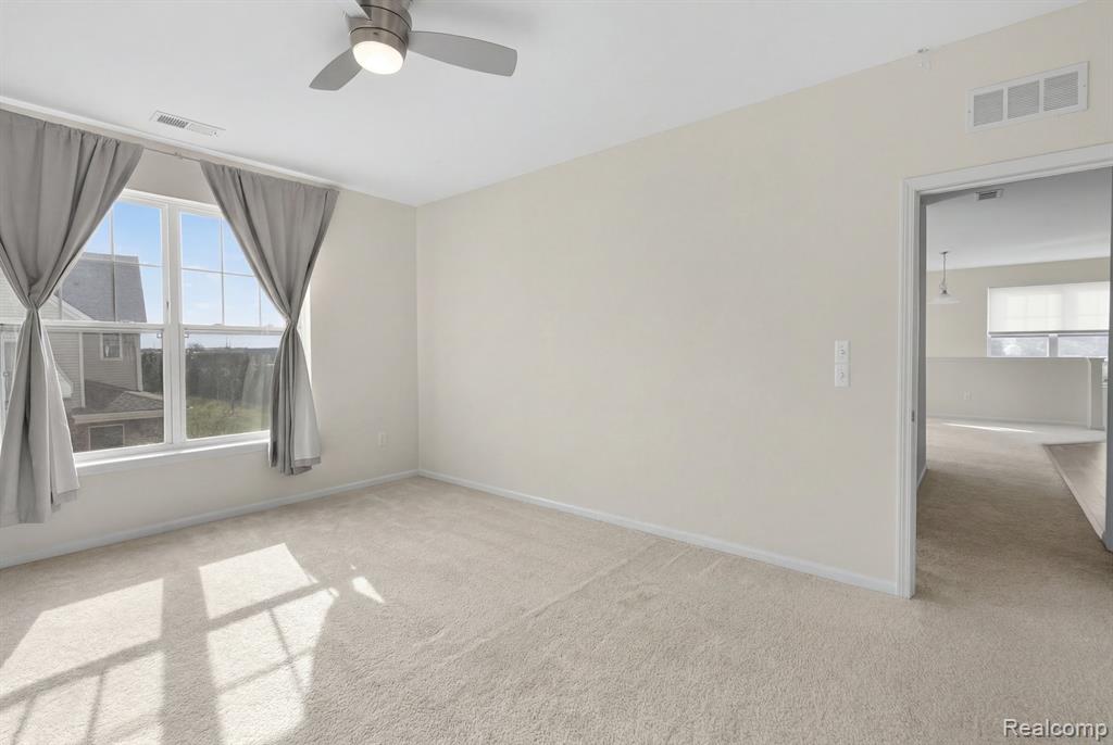 9812 Ridge Run, 55, Howell, MI 48855 — Photo 13