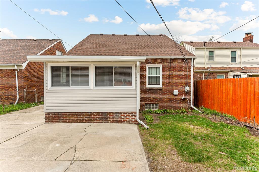 17548 Freeland Street, Detroit, MI 48235 — Photo 25