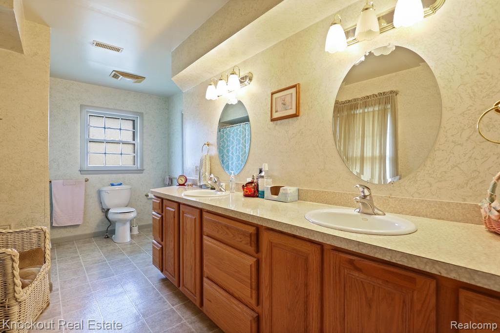12078 Church Street, Birch Run, MI 48415 — Photo 16