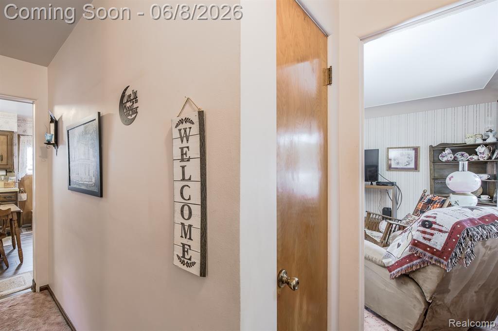 202 Park Avenue, Holly, MI 48442 — Photo 2