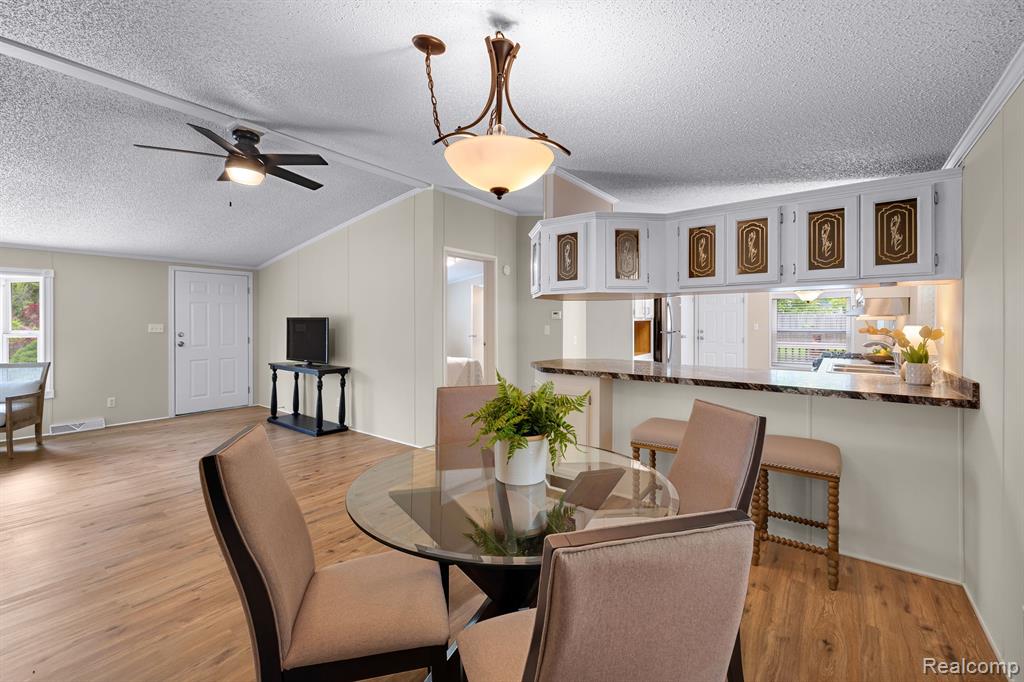 2692 GREG Avenue, Brighton, MI 48114 — Photo 10