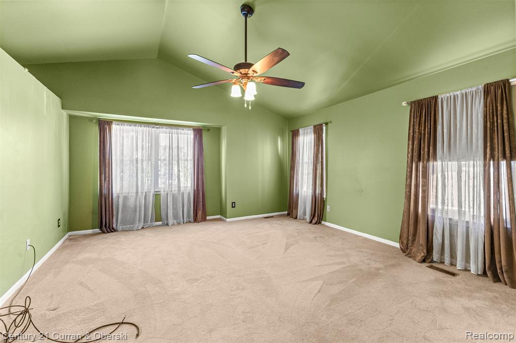 710 Saint Johns Blvd. Saint Johns Boulevard, Lincoln Park, MI 48146 — Photo 33