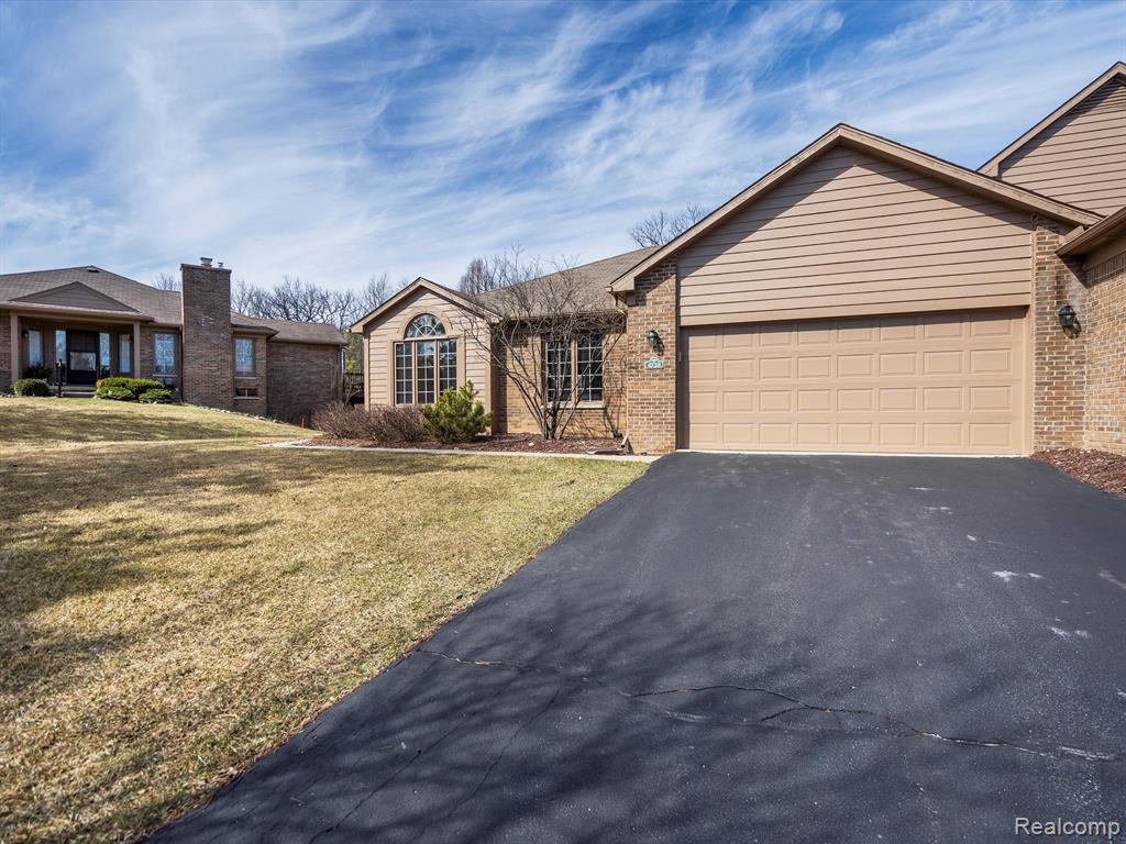 4738 MULBERRY WOODS Circle, Ann Arbor, MI 48105 — Photo 4
