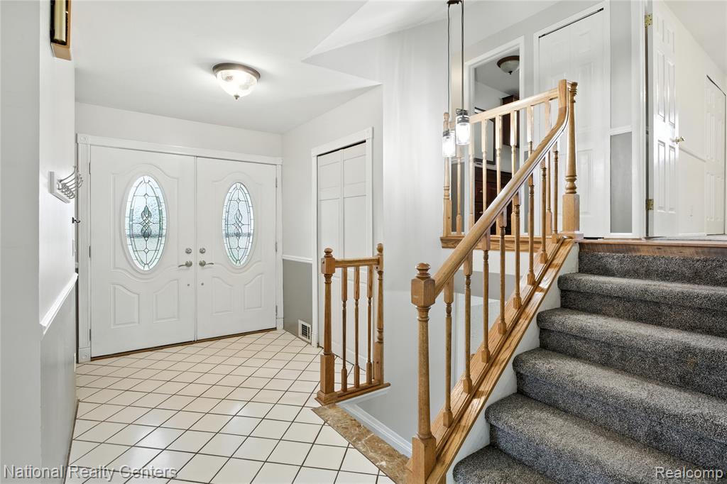 42700 Versailles Road, Canton, MI 48187 — Photo 3