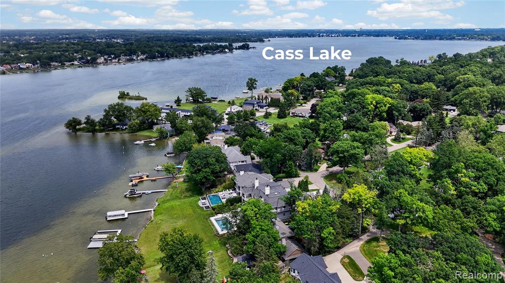5136 Commerce Road, West Bloomfield, MI 48324 — Photo 73