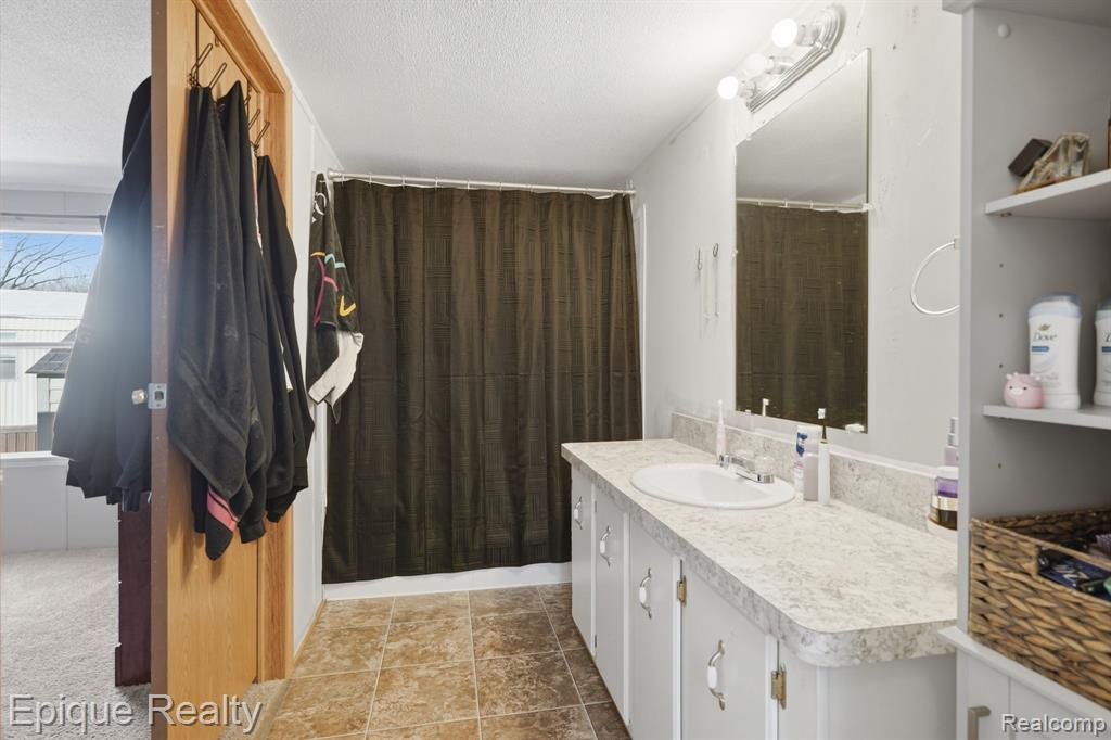 15317 Cartier Drive, Clinton Twp, MI 48038 — Photo 19
