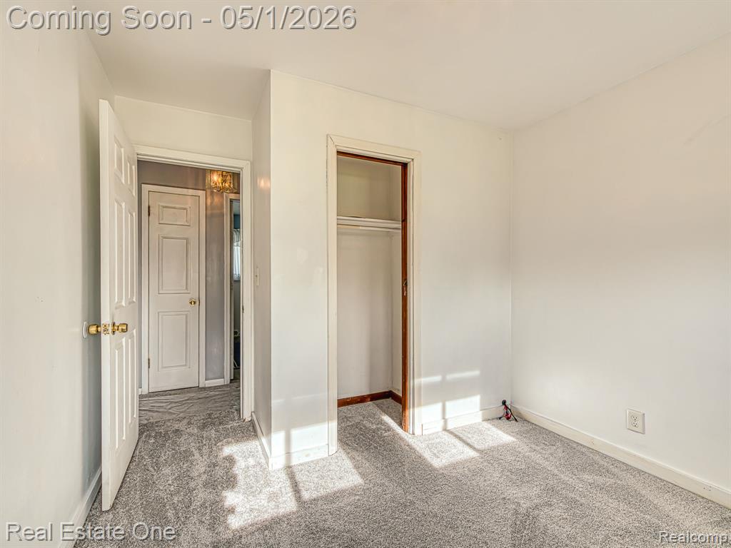18338 Olmstead, Riverview, MI 48193 — Photo 15