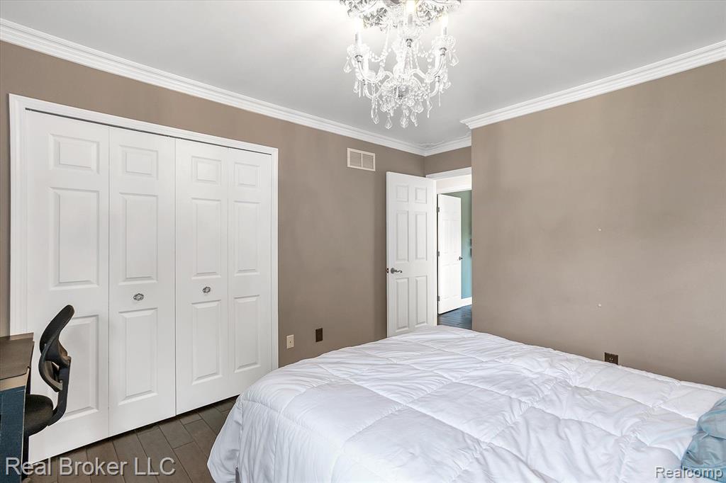 45169 MIDDLEBURY Lane, Canton, MI 48188 — Photo 44