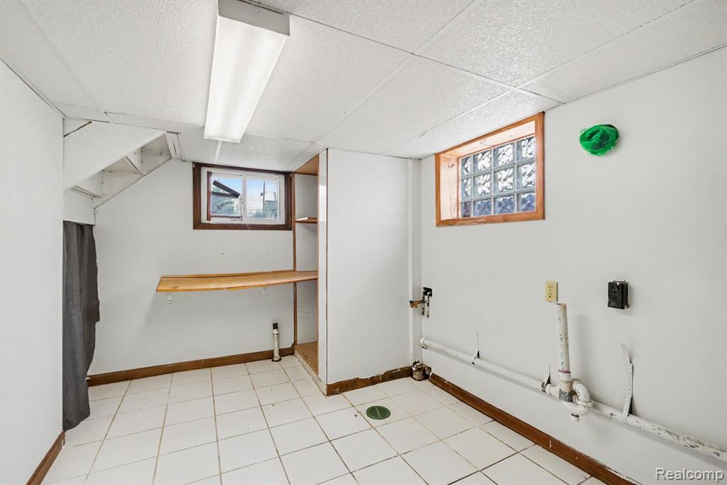 313 Myrtle Street, Flushing, MI 48433 — Photo 19