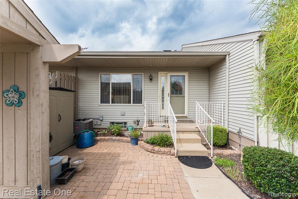 61702 Williamsburg, 2, South Lyon, MI 48178 — Photo 4