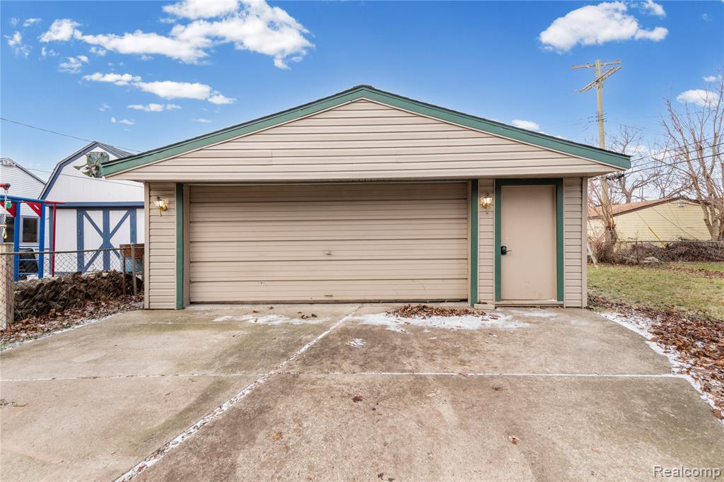 31630 E Ditner Drive, Rockwood, MI — Photo 29