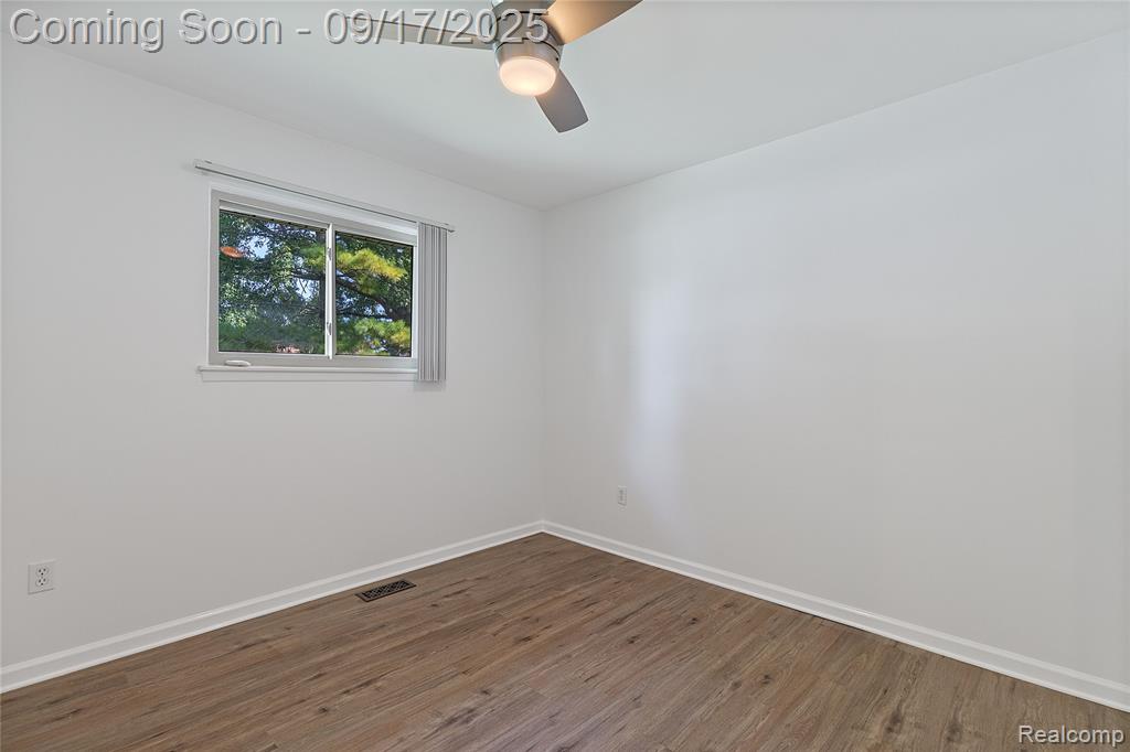 41885 Coulon Drive, Clinton Twp, MI 48038 — Photo 16