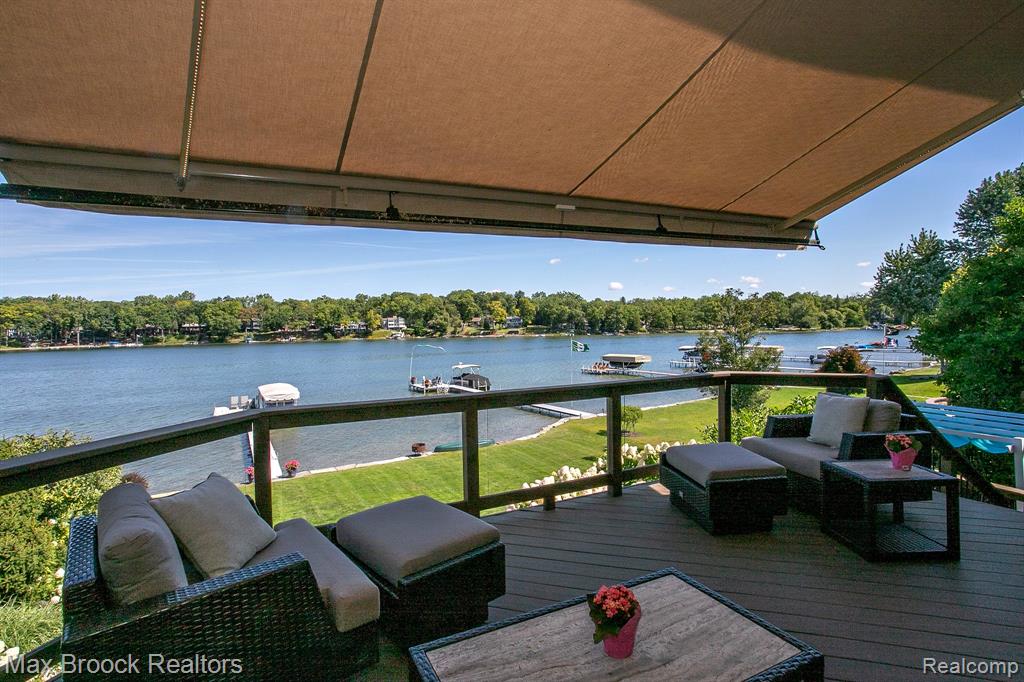 7080 Colony Drive, West Bloomfield, MI 48323 — Photo 24