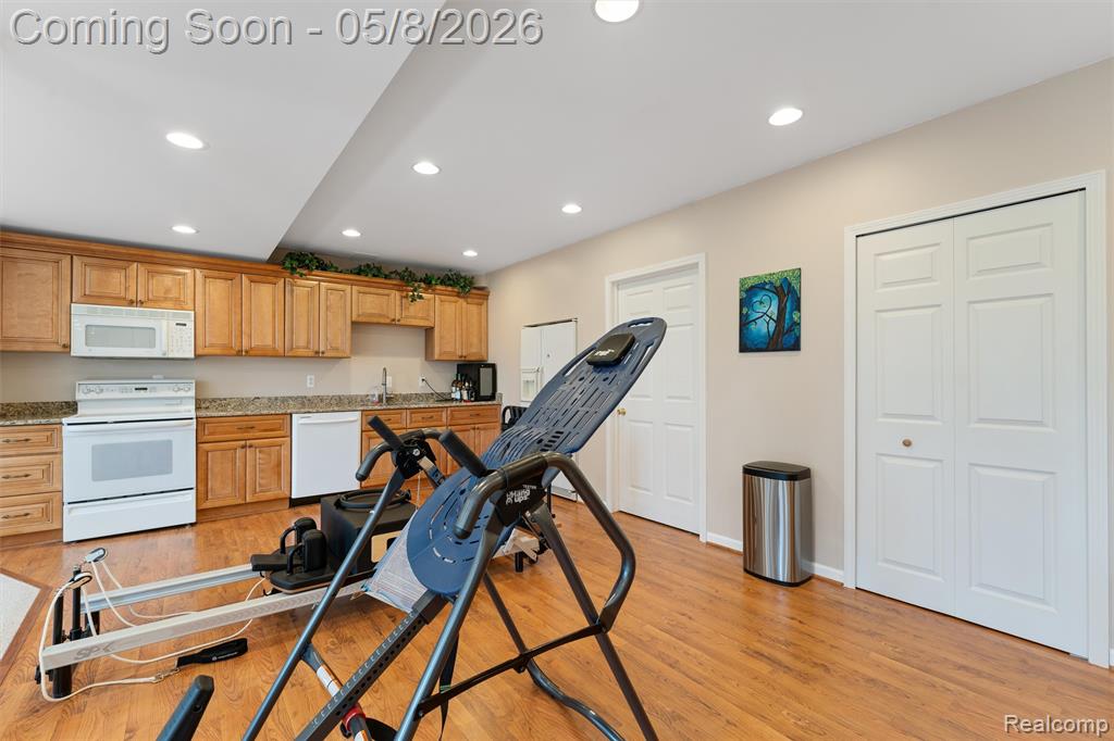 56377 Copperfield Drive, Shelby Twp, MI 48316 — Photo 49