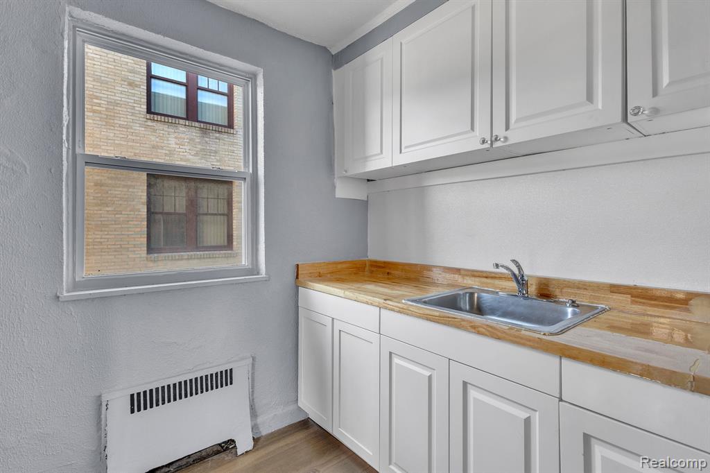 17701 Manderson Road, Highland Park, MI, 48203