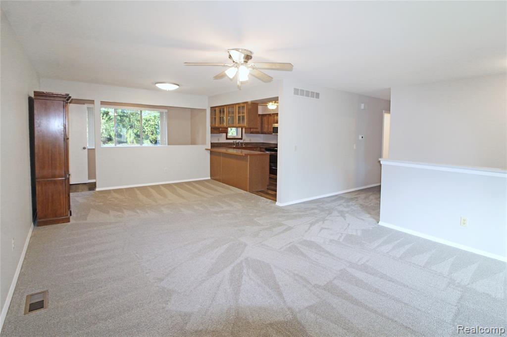65 1st Street, Oxford, MI 48371 — Photo 8