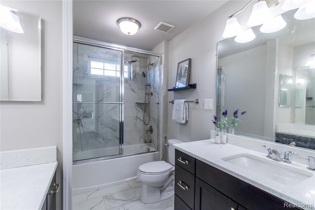 51077 Rockingham Drive, Canton, MI 48188 — Photo 53