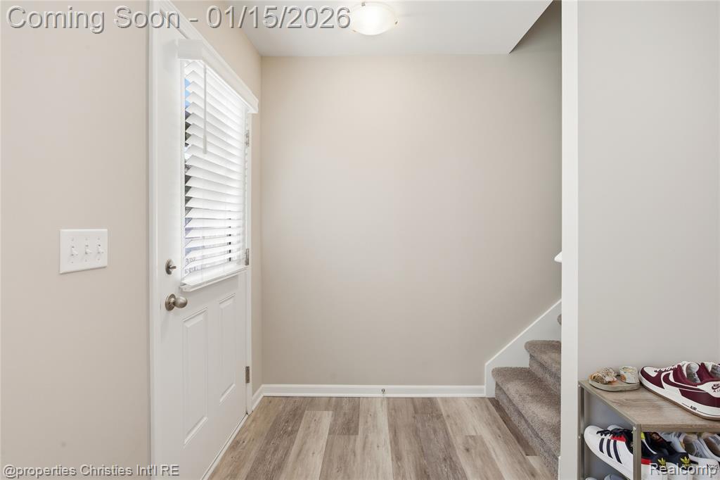 401 Jeff Keeton Drive, Hazel Park, MI 48030 — Photo 4