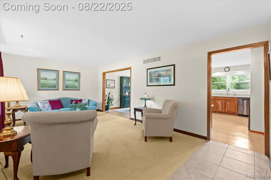 9209 Placid Way, Howell, MI 48843 — Photo 5