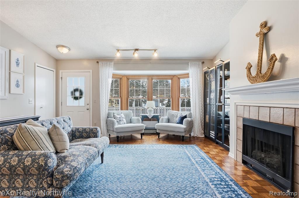 42161 Mill Race Circle, 32, Plymouth, MI 48170 — Photo 7