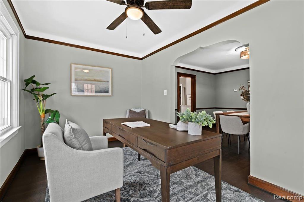 312 MCKINLEY Avenue, Grosse Pointe Farms, MI 48236 — Photo 12