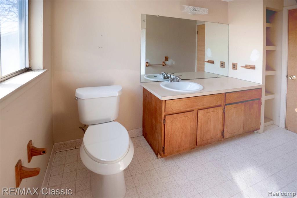 16083 Kirkshire Avenue, Beverly Hills, MI 48025 — Photo 29
