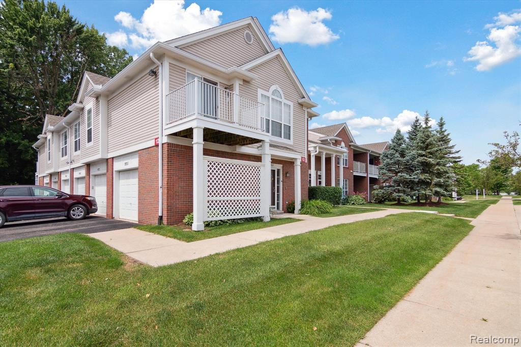 16871 DOVER Drive, Northville, MI 48168 — Photo 30