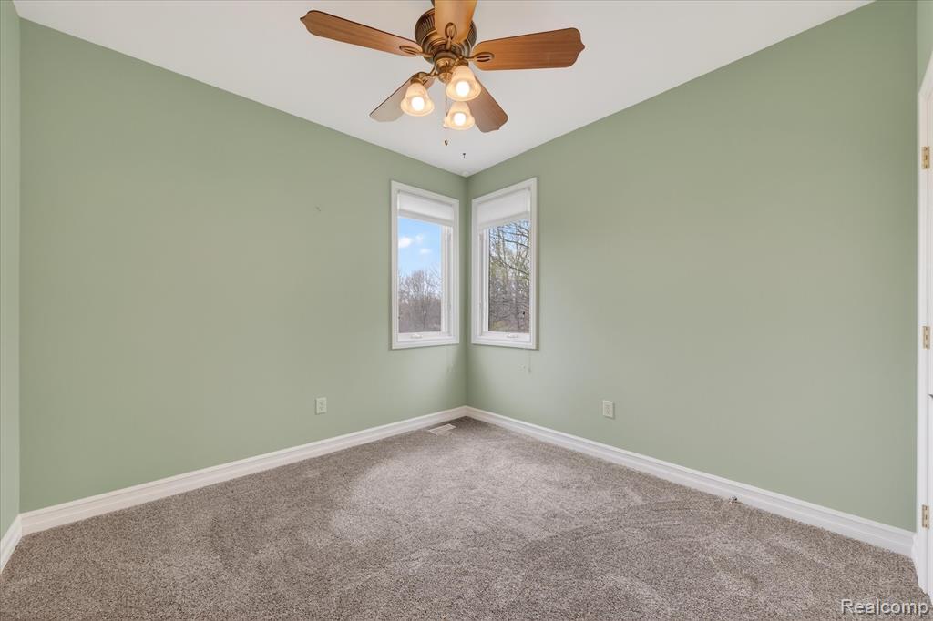 9254 Willowgate, Goodrich Vlg, MI — Photo 30