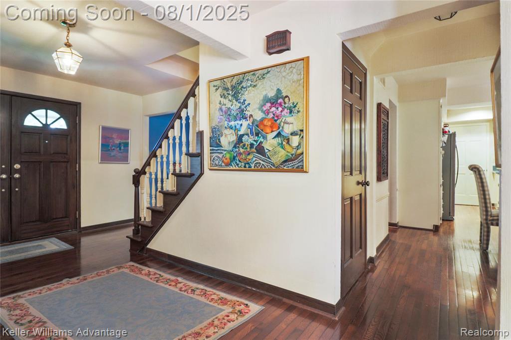 5349 Greenbriar Drive, West Bloomfield, MI 48323 — Photo 11
