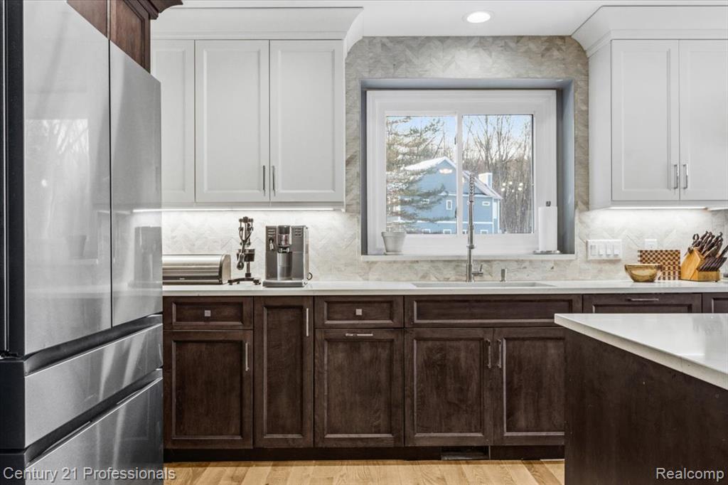 11413 Bancroft Court, Fenton, MI 48430 — Photo 5