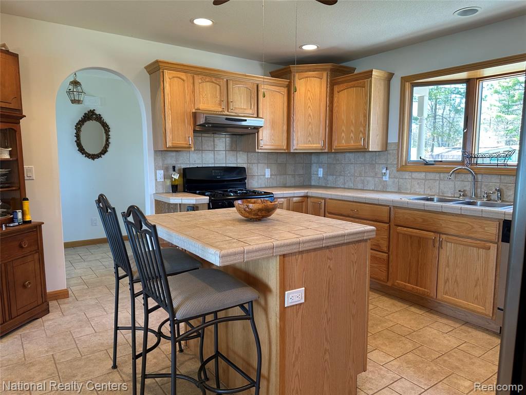 1390 N US 23, East Tawas, MI 48730 — Photo 7