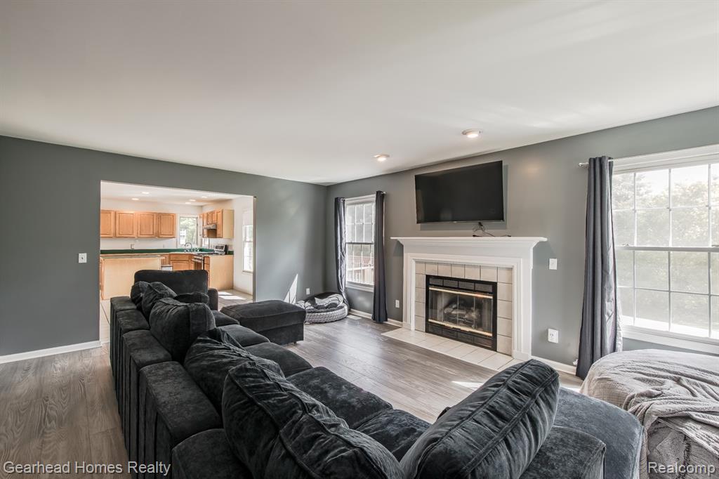8088 Denton Hill Road, Fenton, MI 48430 — Photo 12