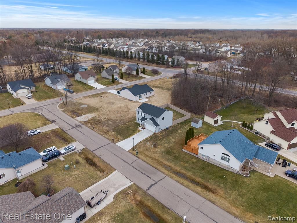 2273 Apple Tree Drive, Burton, MI 48519 — Photo 46