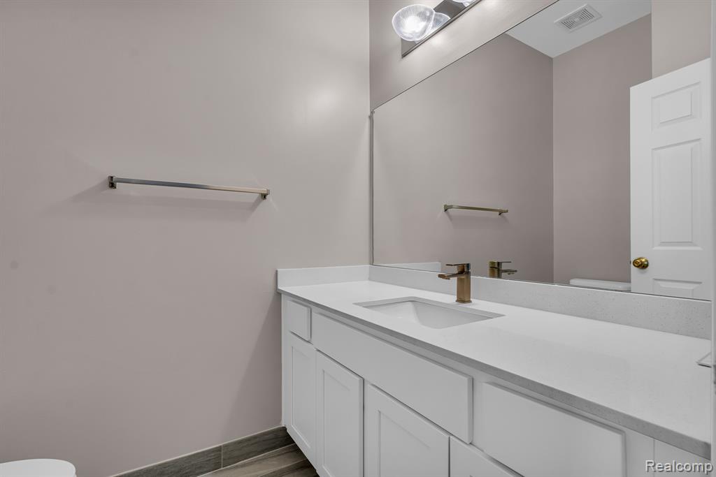 41699 Mitchell Road, Novi, MI — Photo 17