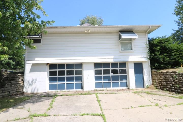 1404 S Graham Road, Flint, MI 48532 — Photo 3