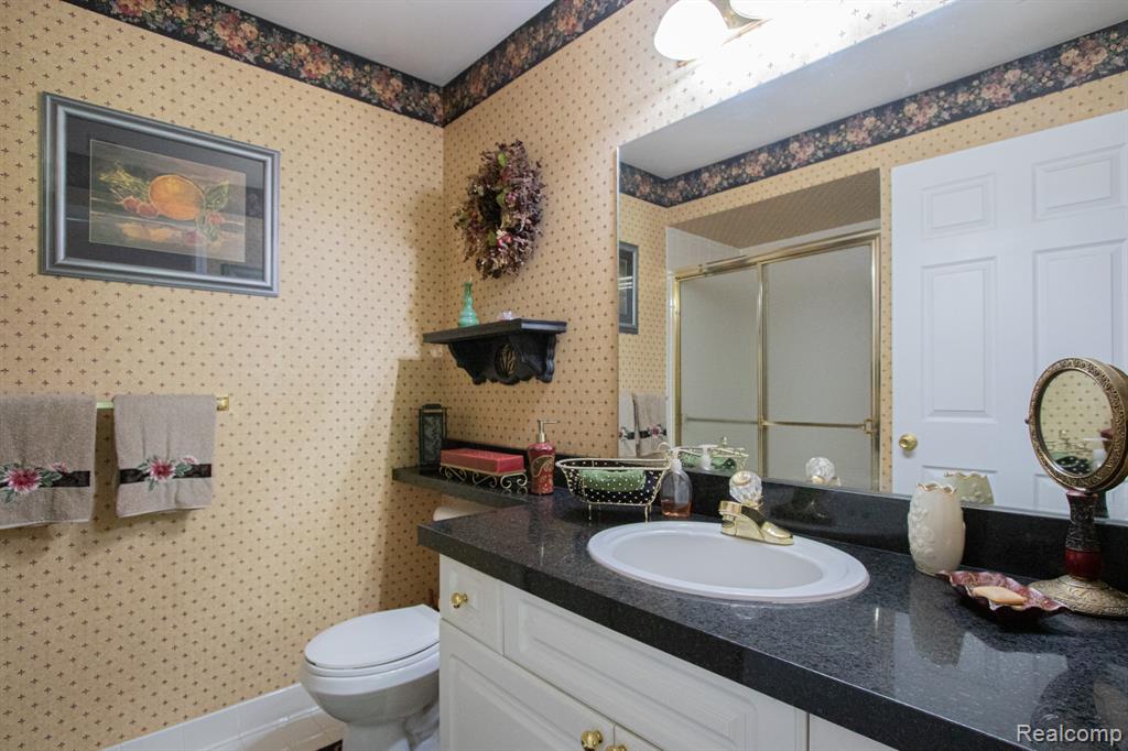 44938 Marigold Drive, Sterling Heights, MI 48314 — Photo 16