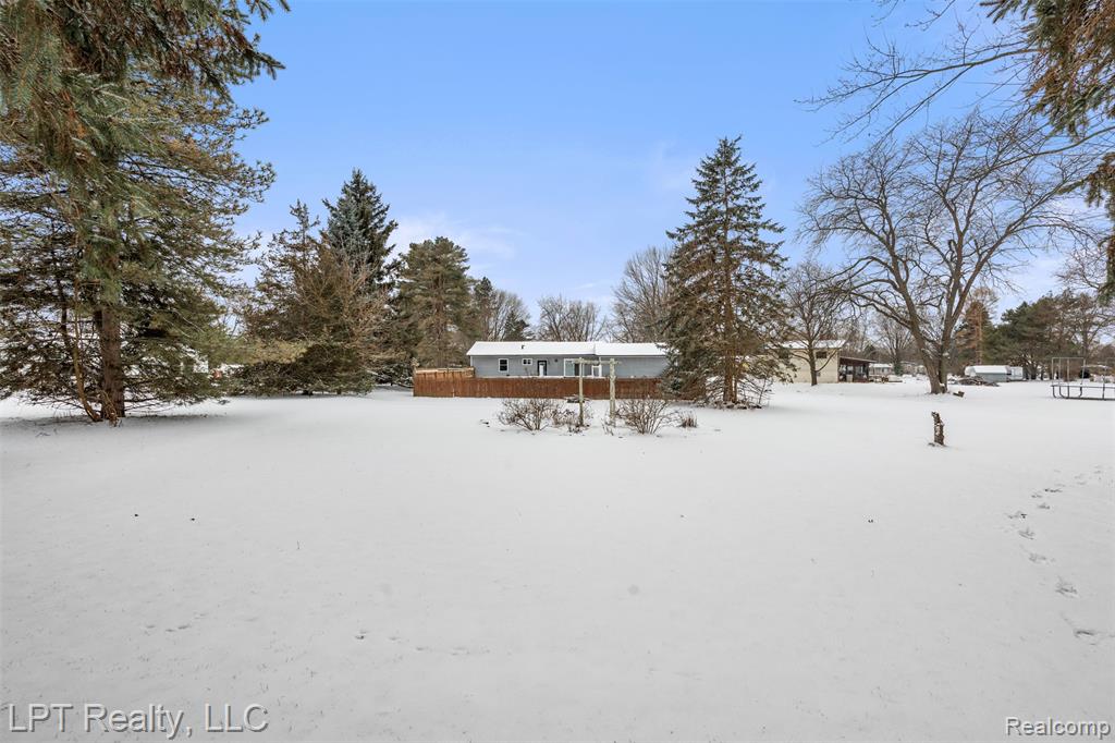 8088 Oreilly Circle, Davison, MI 48423 — Photo 39