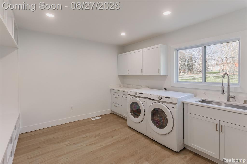4054 ANTIQUE Lane, Bloomfield Hills, MI 48302 — Photo 16