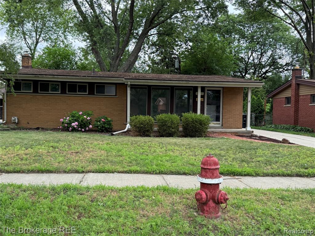 9248 Idaho Street, Livonia, MI 48150 — Photo 4
