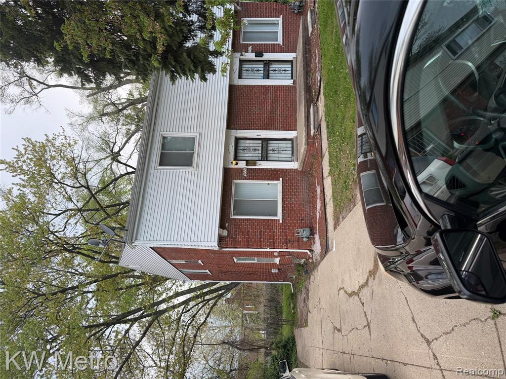 8559-8563 Wyoming Avenue S, Detroit, MI 48204 — front exterior
