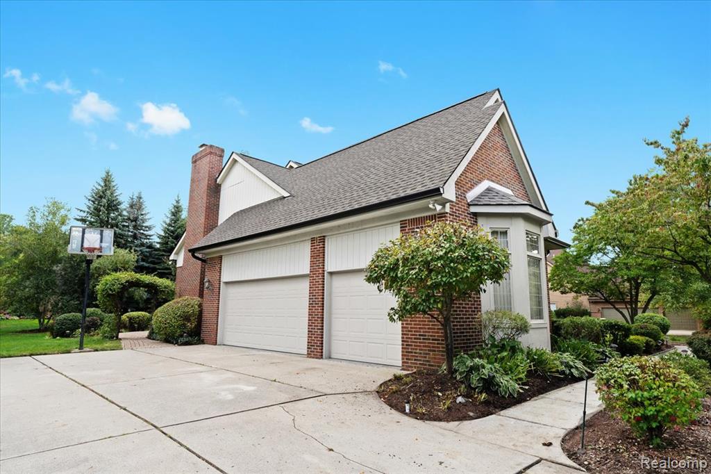 48075 Andover Drive, Novi, MI — Photo 42