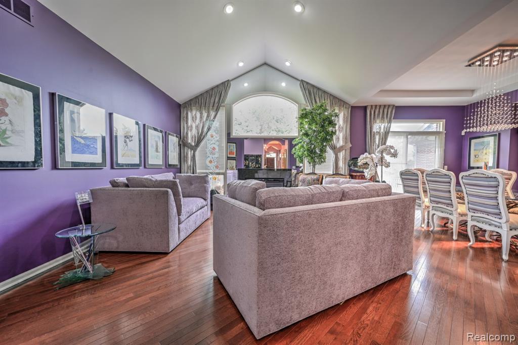 5591 Pembrooke Crossing, West Bloomfield, MI — Photo 9