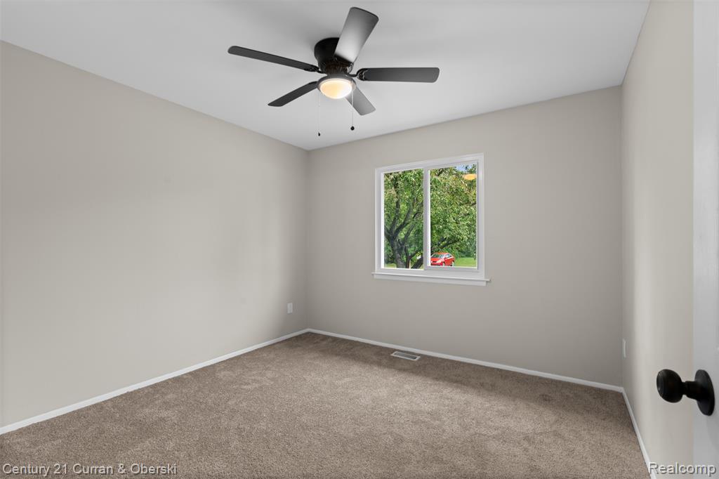6262 Garden Court, Warren, MI 48091 — Photo 10