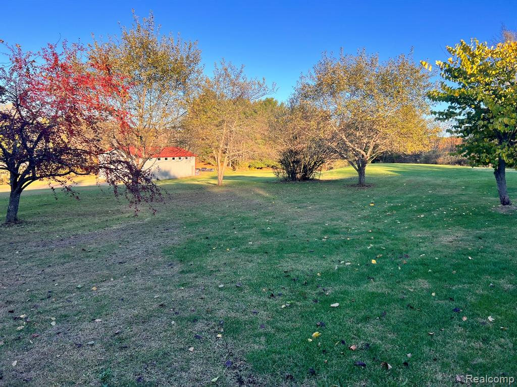 59 S Bassett Road, Lapeer, MI 48446 — Photo 23