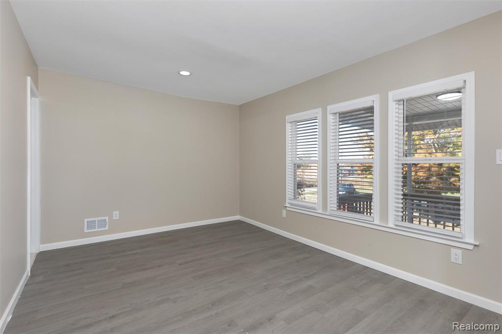 1565 Glendale Street, Detroit, MI 48238 — Photo 10