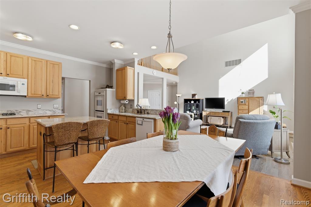 7524 Elmbrooke Way, Brighton, MI 48116 — Photo 16