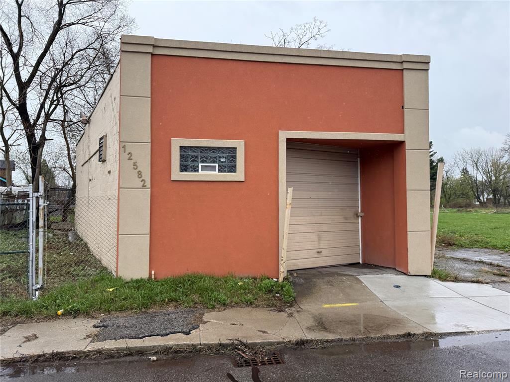 12582 E McNichols Road, Detroit, MI 48205 — Photo 2