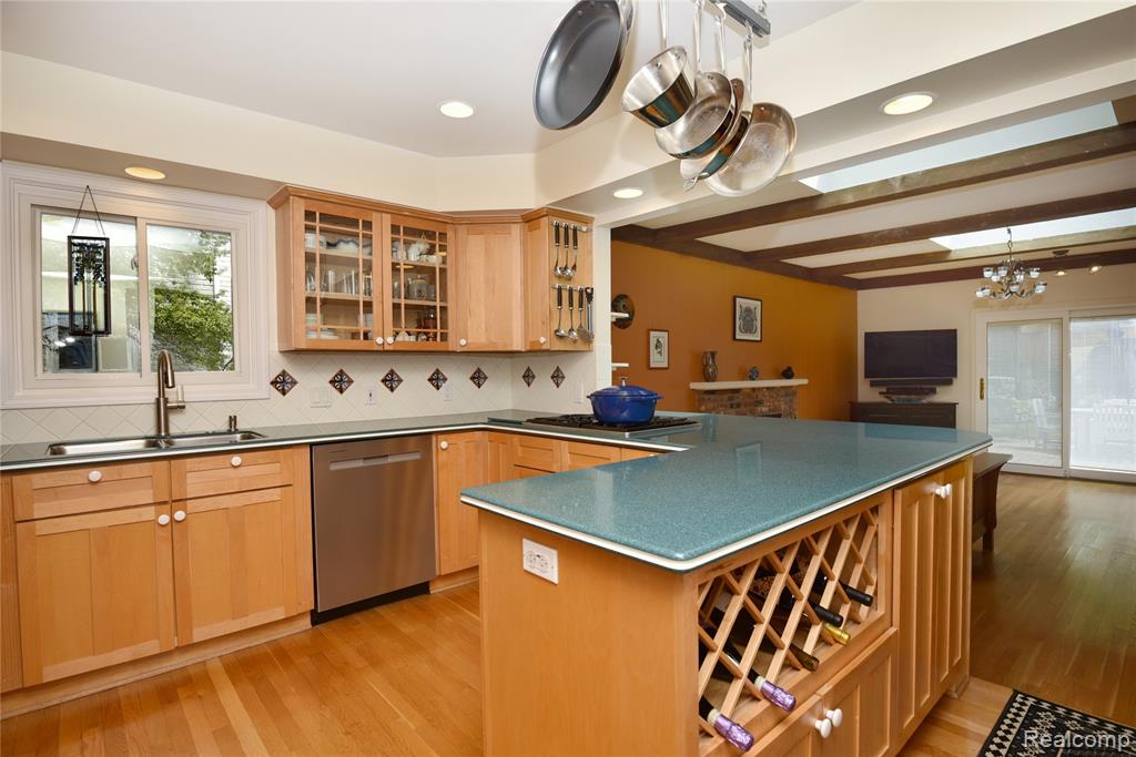 31690 Glencoe Drive, Beverly Hills, MI 48025 — Photo 9