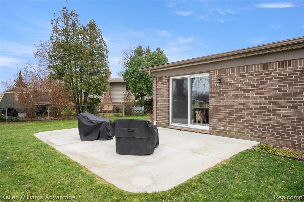 43924 ORLEANS, Canton, MI 48187 — Photo 45