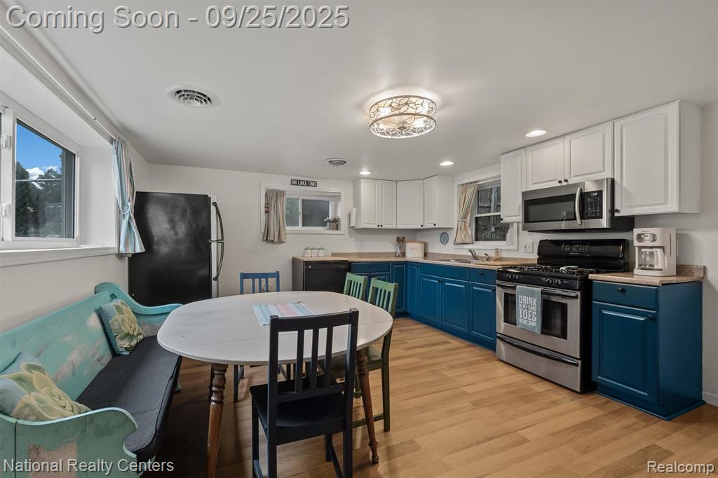 1136 Lakeshore Drive, Columbiaville, MI 48421 — Photo 11